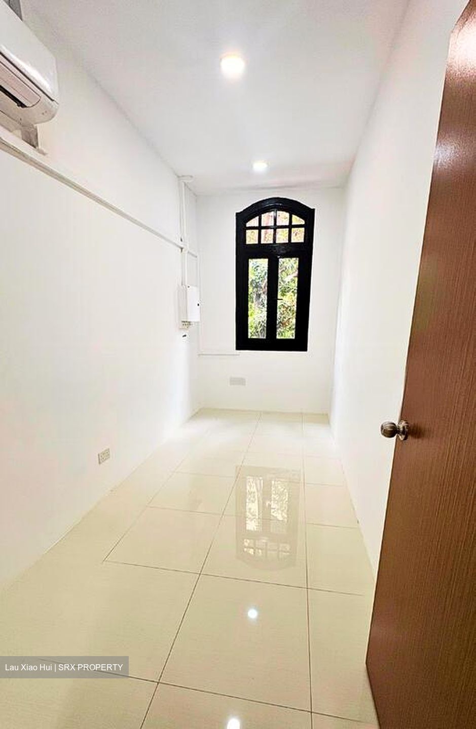 Fuyuen Court (D14), Shop House #521010501